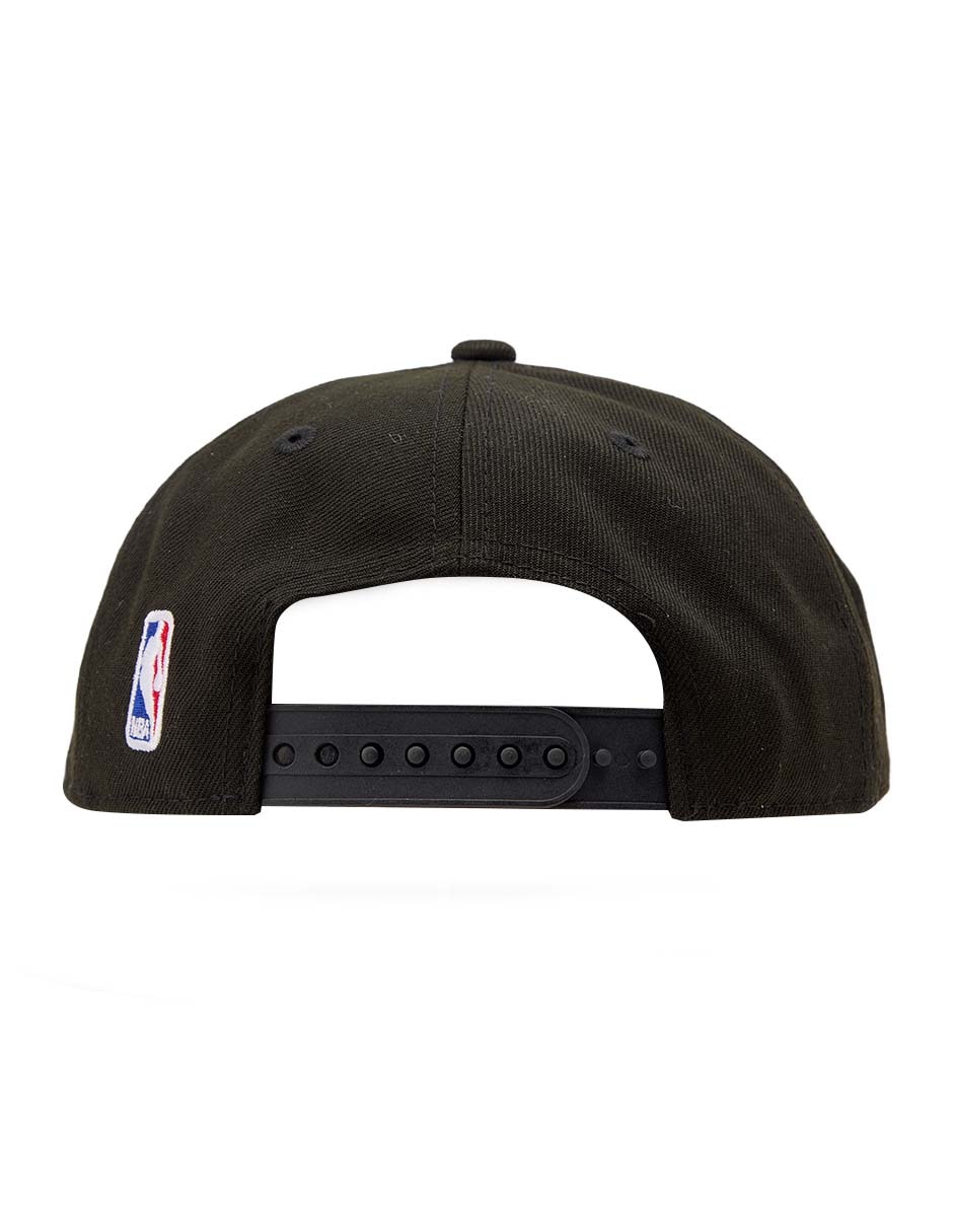 Gorra visera curva broche para niño 2